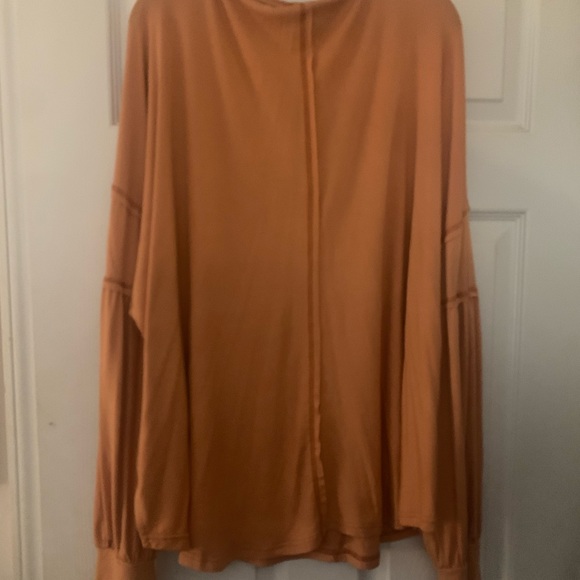 NEW Heyson BOUTIQUE top - Picture 2 of 4